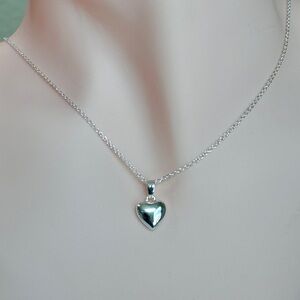 ⚜️ Silver Heart Pendant Necklace